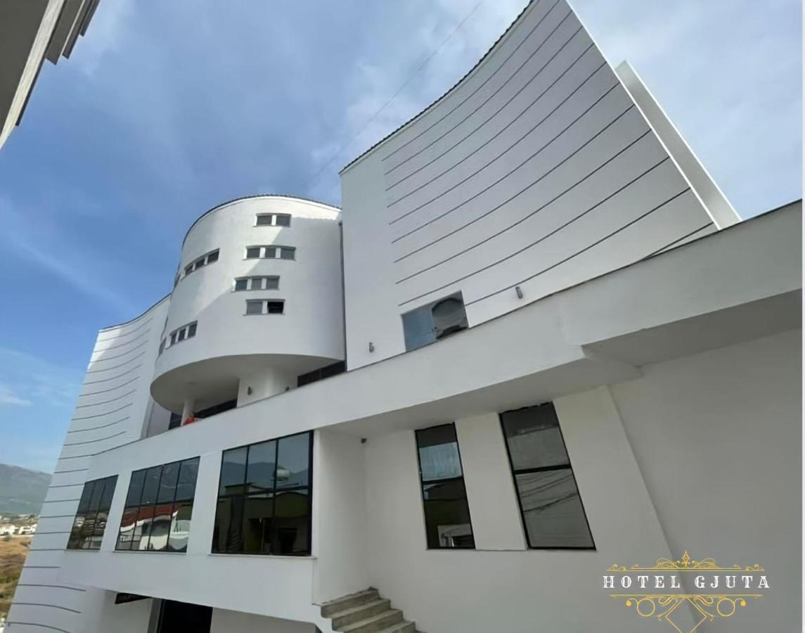 Hotel Gjuta Farke e Madhe エクステリア 写真