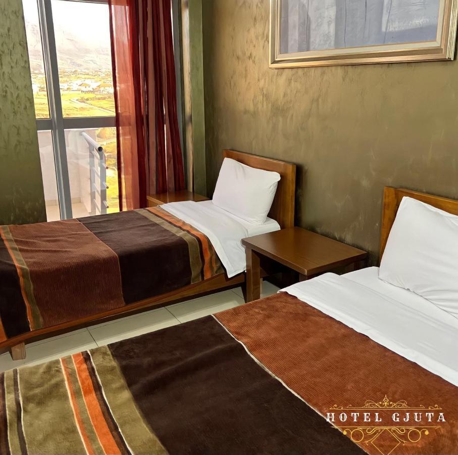 Hotel Gjuta Farke e Madhe エクステリア 写真