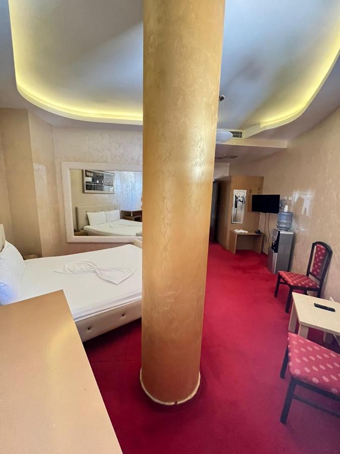 Hotel Gjuta Farke e Madhe エクステリア 写真