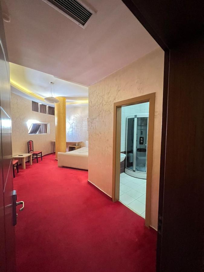 Hotel Gjuta Farke e Madhe エクステリア 写真