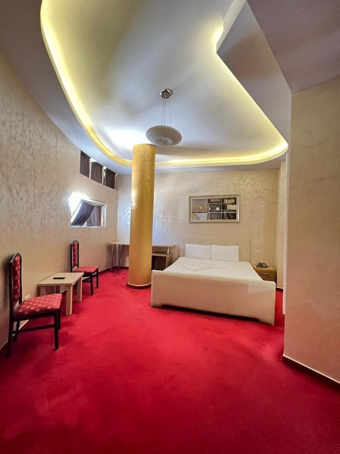 Hotel Gjuta Farke e Madhe エクステリア 写真